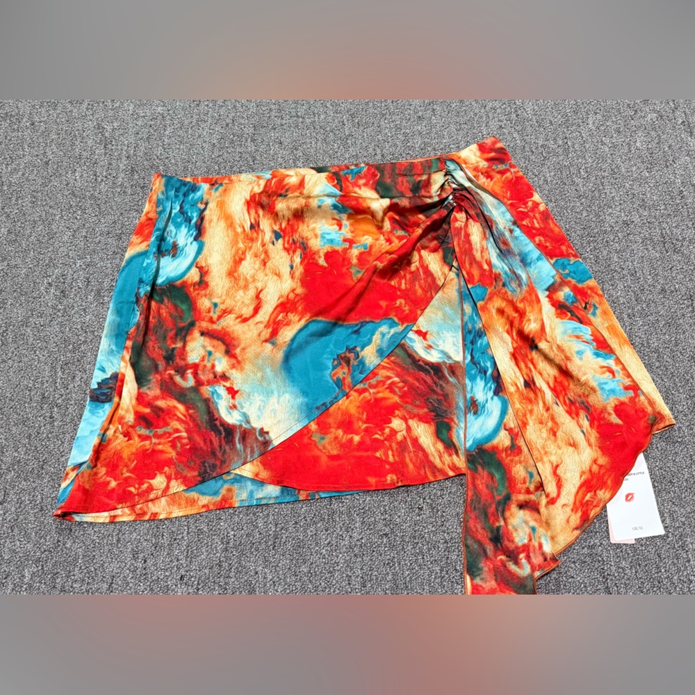MICAS Vibrant Abstract Wrap Skirt